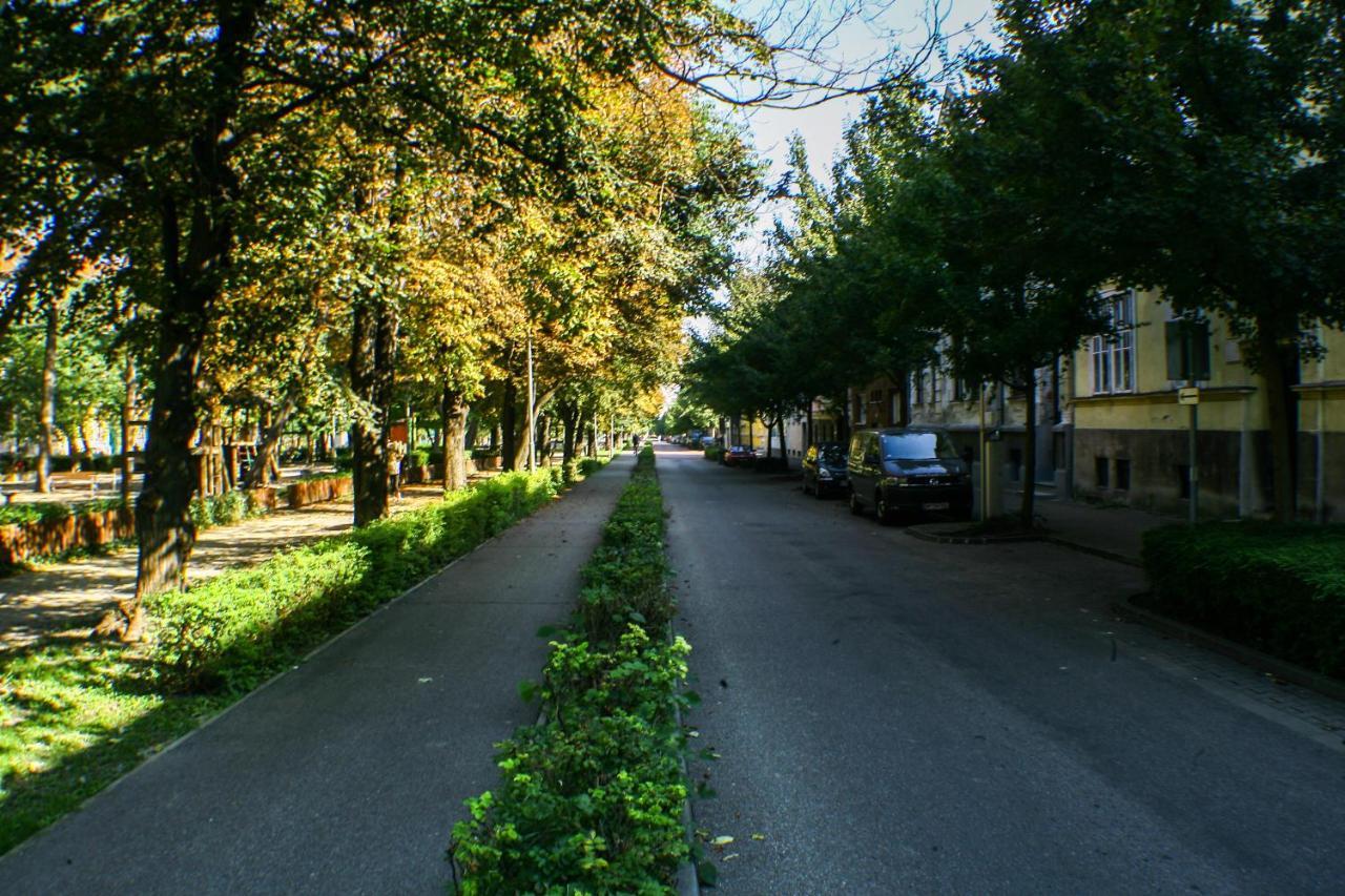 Deak Apartman Sopron Eksteriør billede