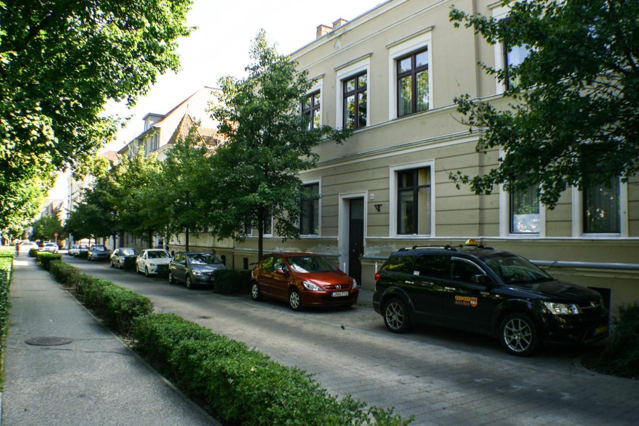 Deak Apartman Sopron Eksteriør billede